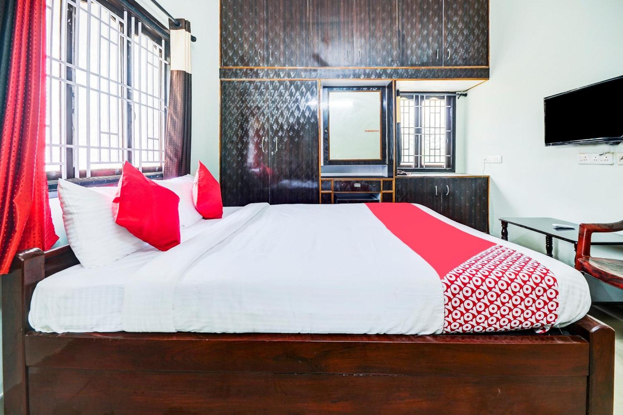 Hotel O Aruthraa Residency Podanur Bagian luar foto