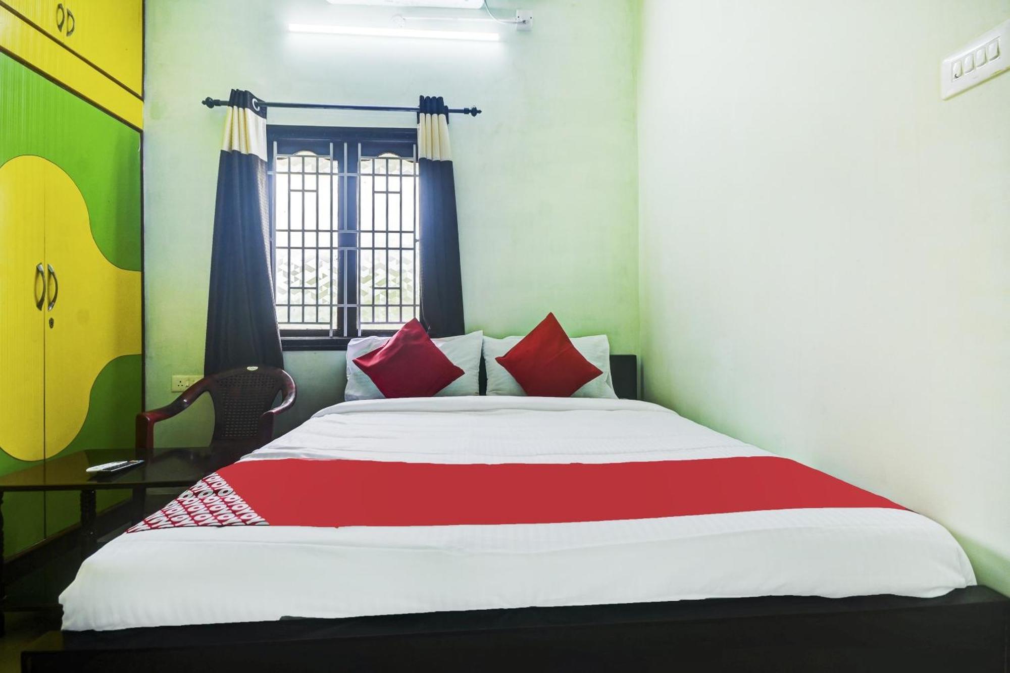 Hotel O Aruthraa Residency Podanur Bagian luar foto
