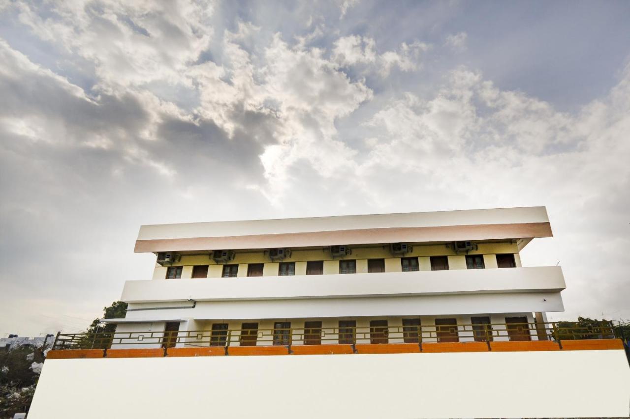 Hotel O Aruthraa Residency Podanur Bagian luar foto